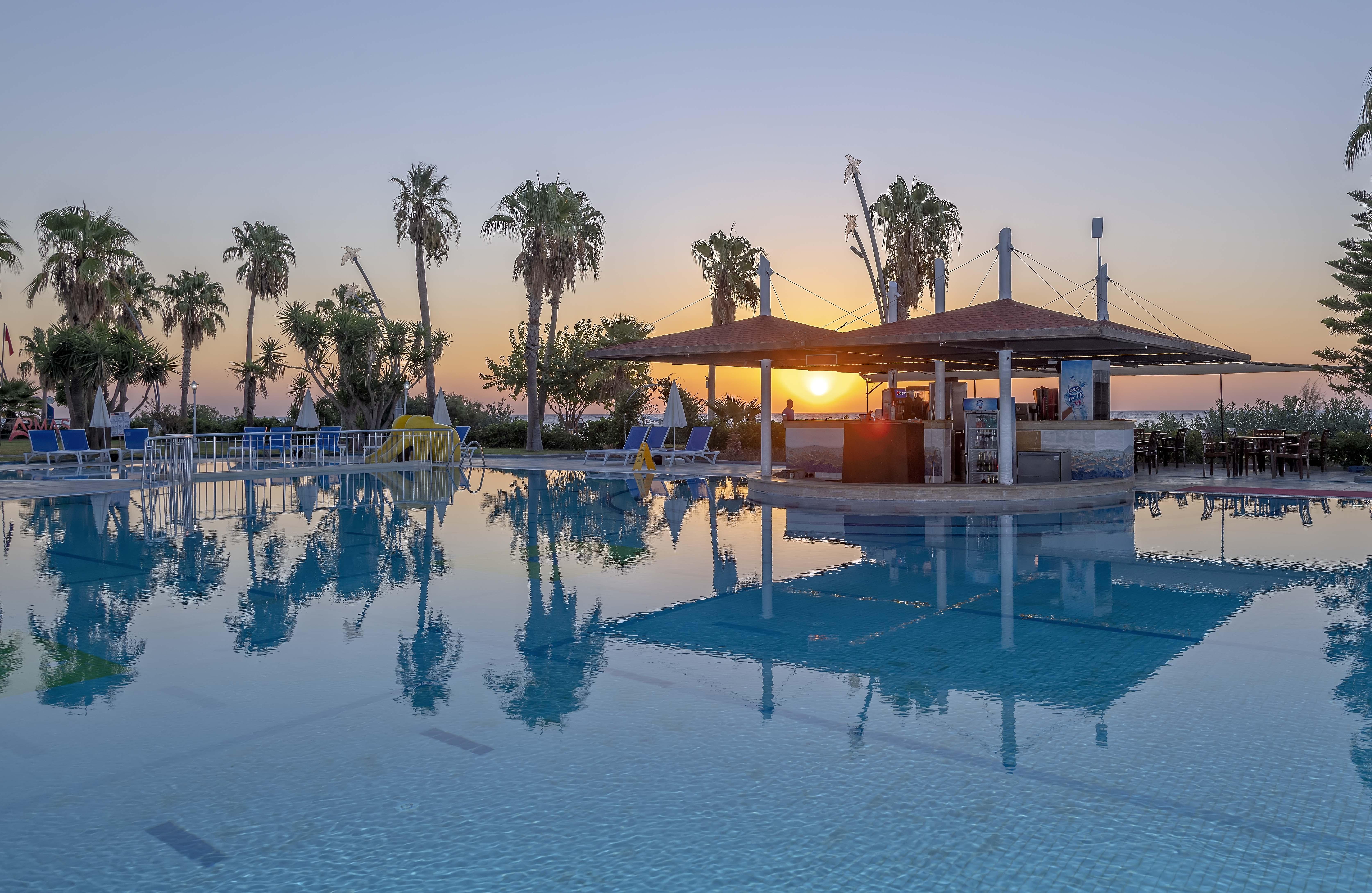 Labada Beach Hotel Camyuva Exterior photo