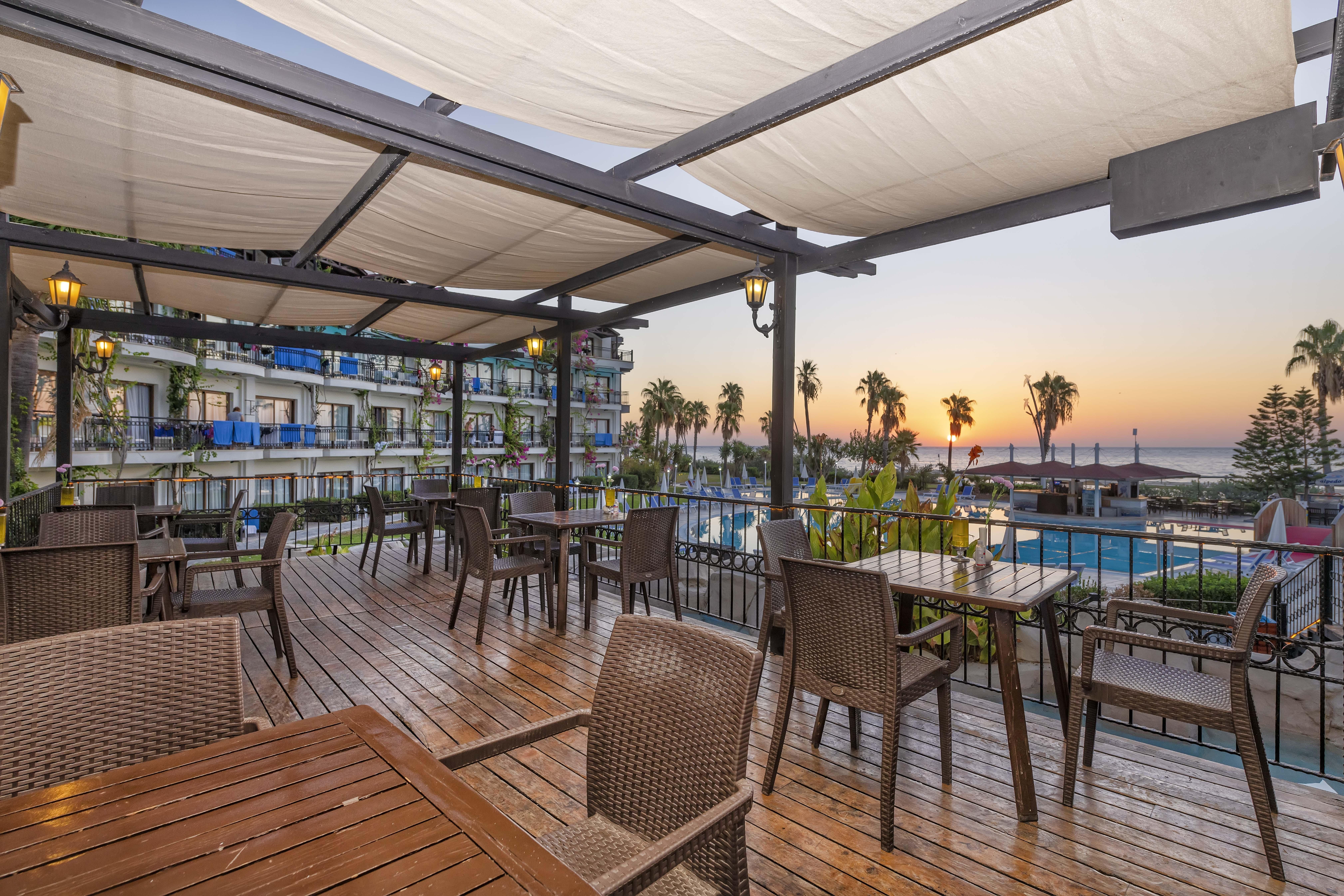 Labada Beach Hotel Camyuva Exterior photo